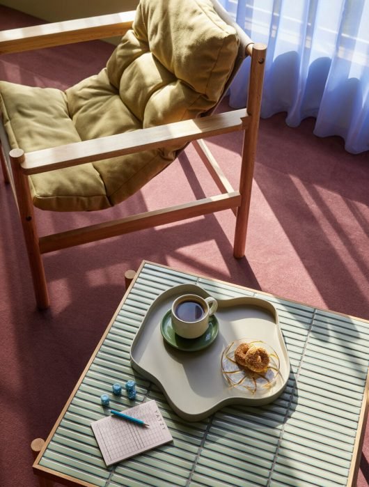 Amare – Tasse & Soucoupe Sable & Vert | Design artisanal en grès - Koddel.com