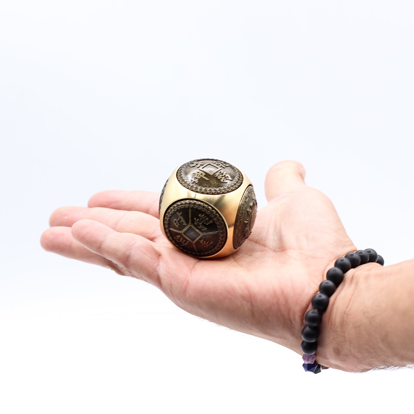 Dé de richesse Feng Shui - Laiton arrondi