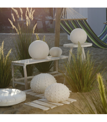 Porcelain ball table lamp, outdoor space