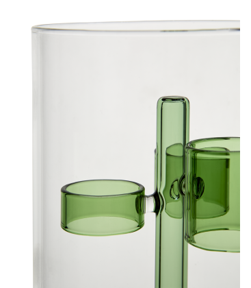 Vase en verre avec tuteur vert en vert.