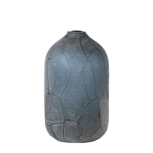 Un vase sculptural pour une présence calme et minérale - Koddel.com