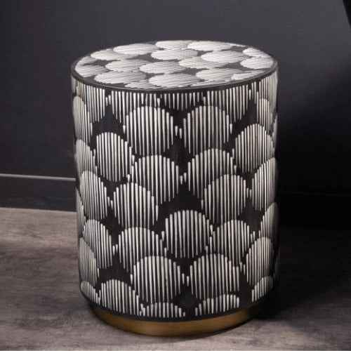 Mesa auxiliar de marquetería de hueso redondo