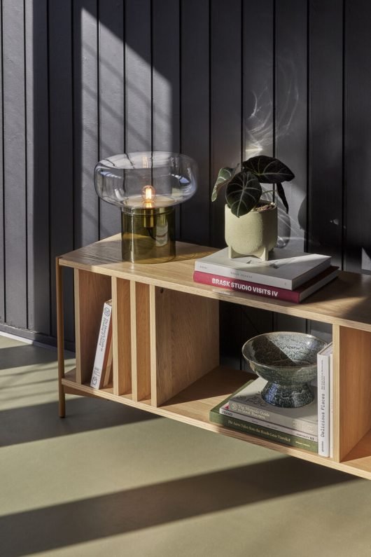 Lampe de table Crave – Verre teinté vert foncé - Koddel.com