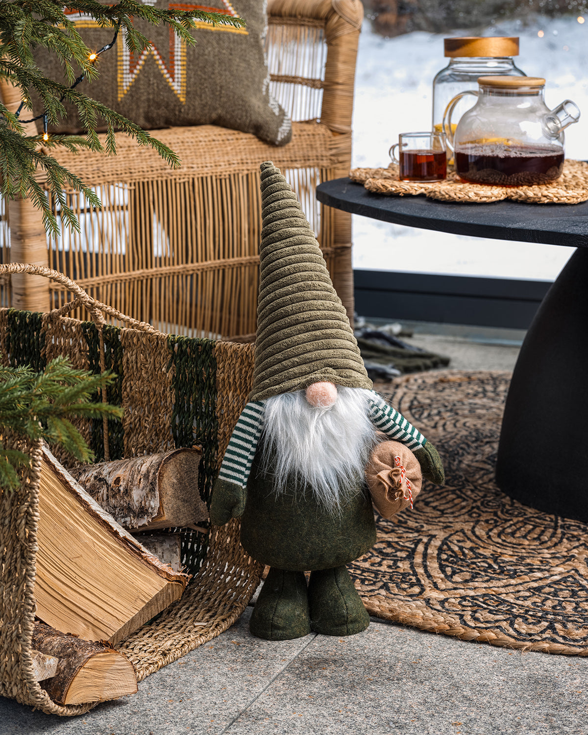 Duo de pères noël décoratifs vert forêt H 48 cm - Statuettes festives pour vitrines et Intérieurs ( 2 pièces)