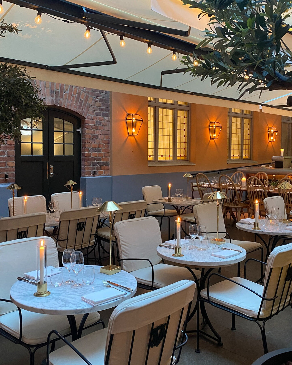 5 bougeoirs scandinaves design dorés + 1 offert - Pack mise en situation - Koddel.com